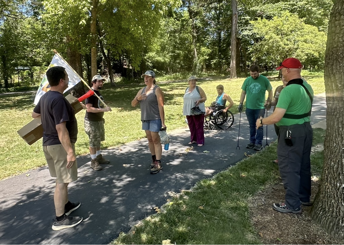 CITO MHH 624 chatting cachers