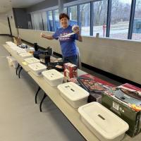 Uga_Mom_at_Auction_Table